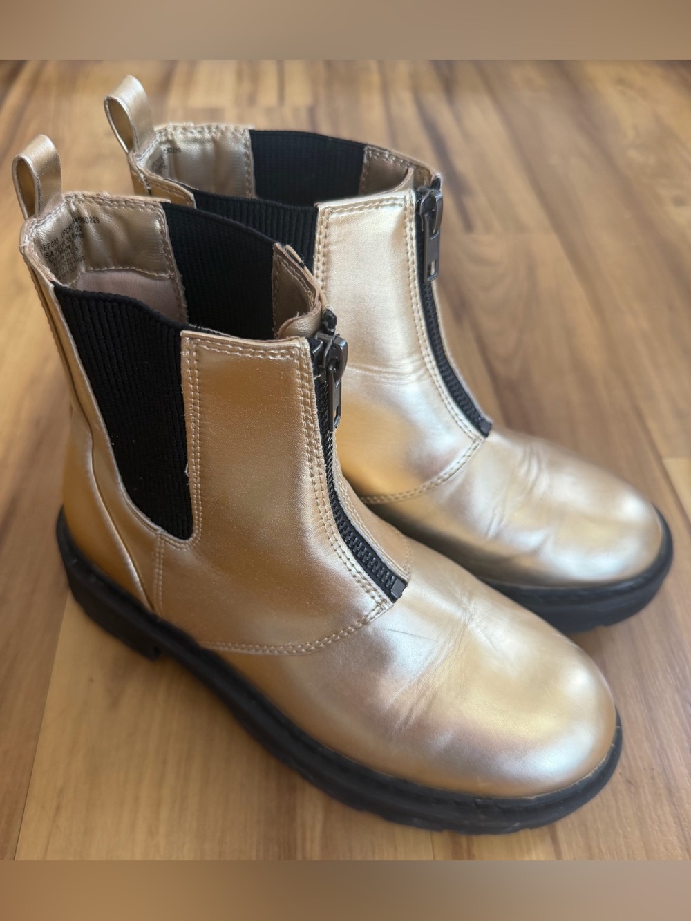 Wonder Nation Metallic Gold Front-Zip Chelsea Boots - Youth 3